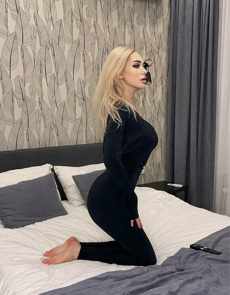 ブラックマジックオンリーファンズ パーフェクト 写真