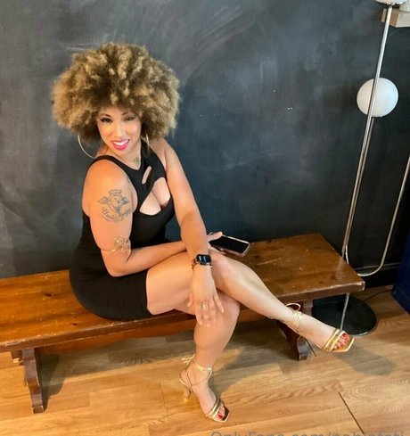 nahlafeti 独占女優 写真