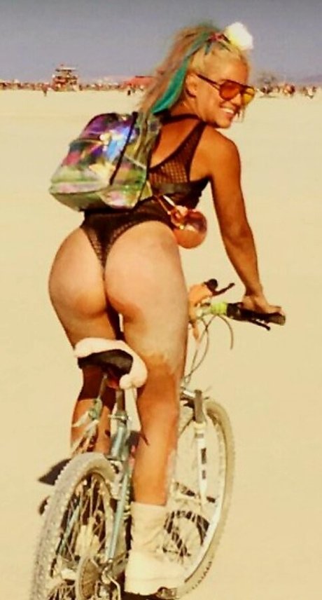 ベラルーシのファンのみ ホットポルノ 写真