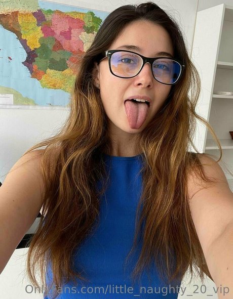 大学生カップルのオンリーファンズ トップ 画像