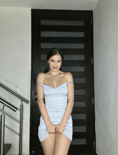 kimmyvalfree ポルノスター アーカイブ