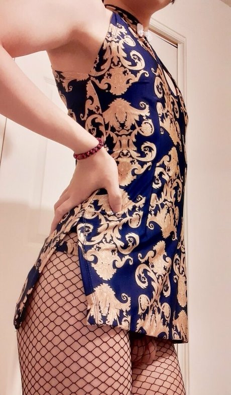 かわいいシーメールオンリーファンズ 無料ポルノ 画像