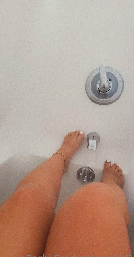 spicy barbi ポルノモデル 画像