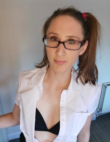 aprilrosejonesx ヌードモデル ギャラリー