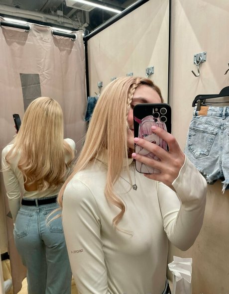 ママのアナルOnlyFans えろ ギャラリー