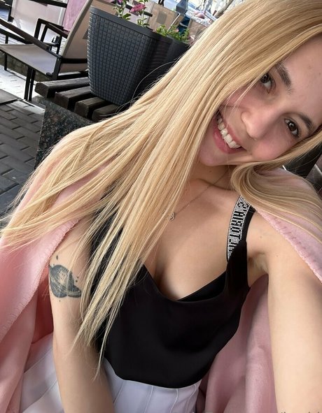 赤毛のソロOnlyFans セクシー 写真