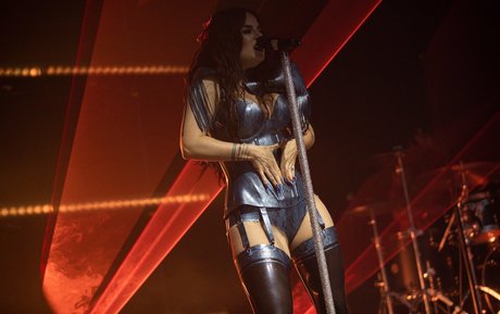 プールファックOnlyFans えろ 画像