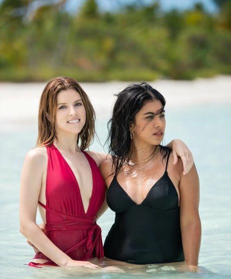 ゲイアナル舐めオンリーファンズ セクシー裸 写真