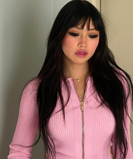 大きな乳首オンリーファンズ 美しいxxx 写真