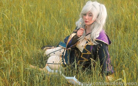 mintosylveon 高品質女優 写真