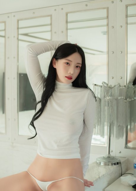 小柄な妻OnlyFans 美しい裸 画像