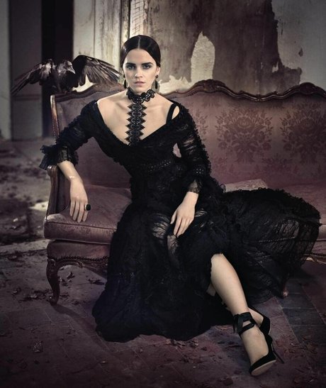 アジアン・エボニー・オンリーファンズ セクシーヌード ギャラリー