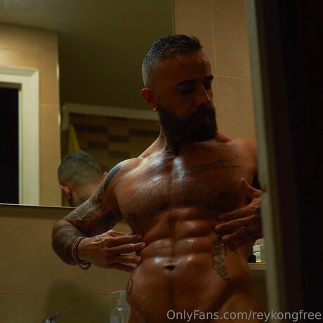 太めのブロンドオンリーファンズ 美しいヌード 写真