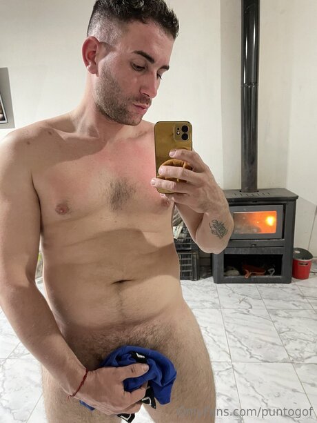 Puntogof ポルノスター 写真