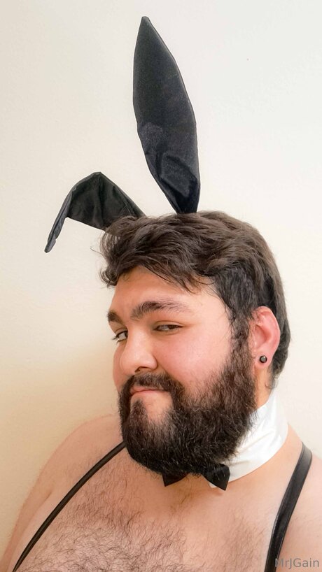 巨大な天然おっぱいオンリーファンズ 裸 ギャラリー