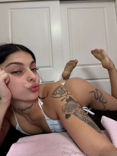 縛られたOnlyFans セクシー 写真