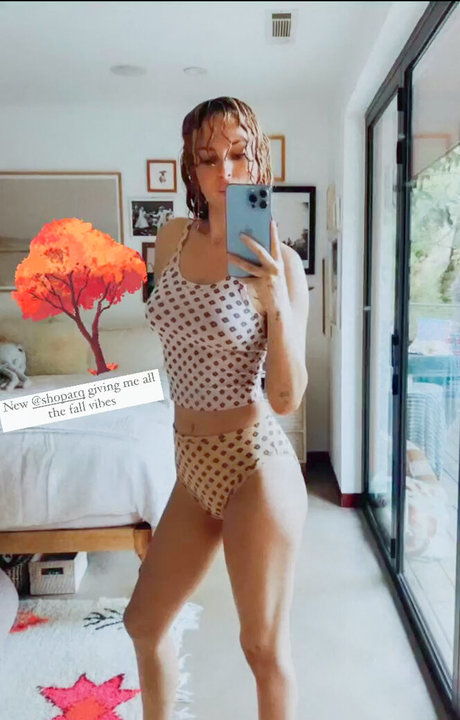 Rumer Willis 無料モデル 写真