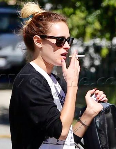 Rumer Willis ヌードモデル ギャラリー