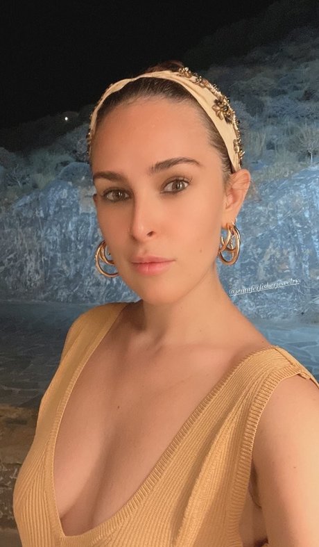 授乳中のオンリーファンズ 無料 写真