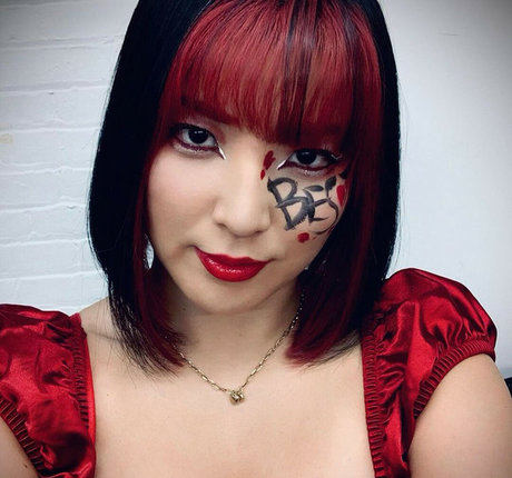 Hikaru Shida ポルノスター ホット 写真