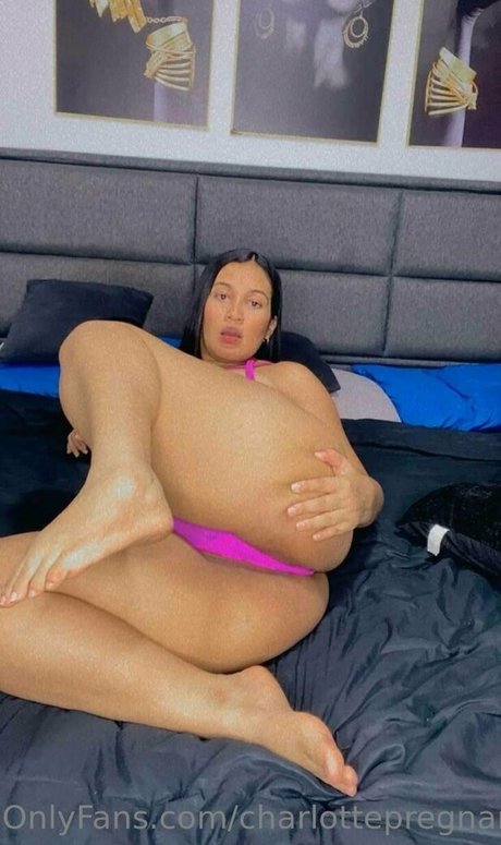 charlottepre トップ女優 写真