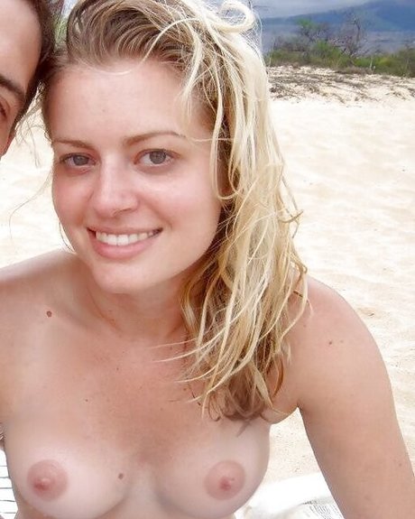 Elyse Willems セックスポルノスター 画像