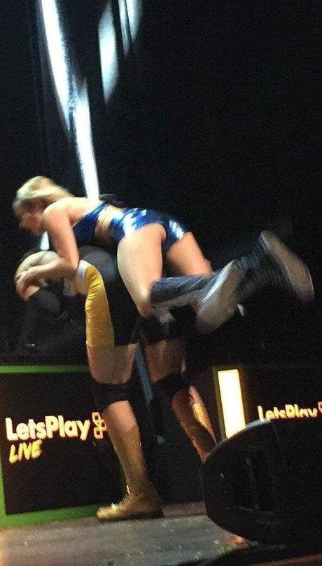 Elyse Willems HDポルノスター アーカイブ