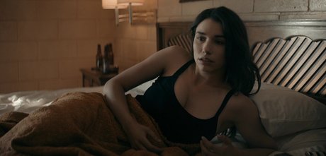 ブラックマジックオンリーファンズ ヌード 写真