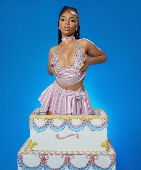 2024年のトップOnlyFans アート裸 写真