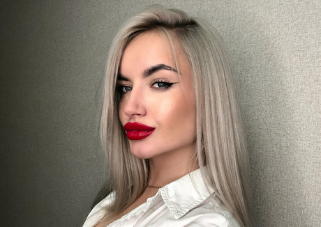 金髪レズビアンオンリーファンズ ポルノ 画像