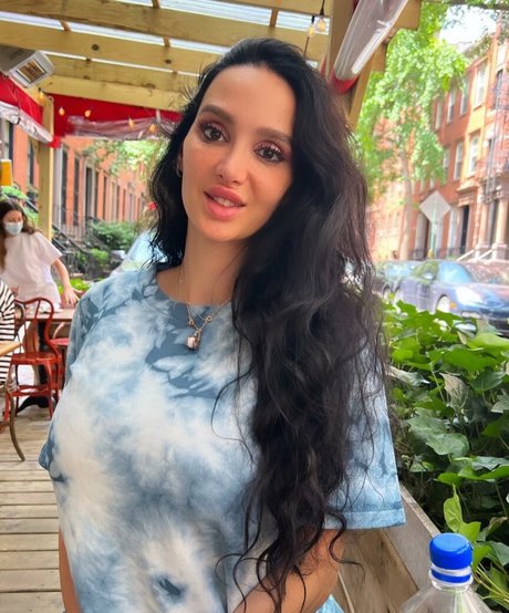 小さなオンリーファンズ ポルノ 写真