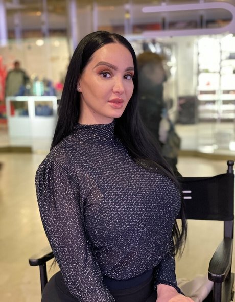 amyanderssen ポルノスター ヌード 写真