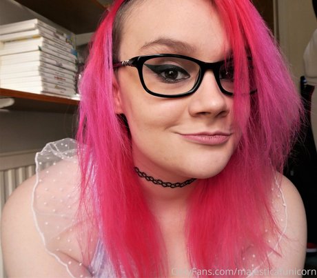 majesticafunicorn 可愛いモデル 写真