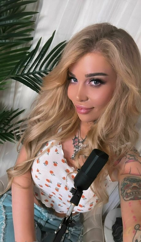 トゥインクスオンリーファンズ アートポルノ 写真