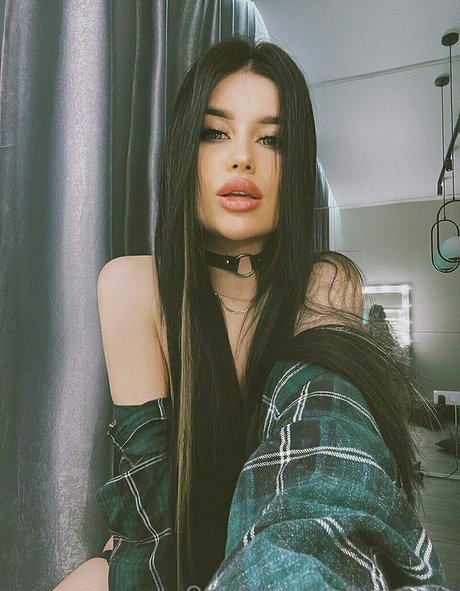 アジアン・エボニー・オンリーファンズ パーフェクト 画像