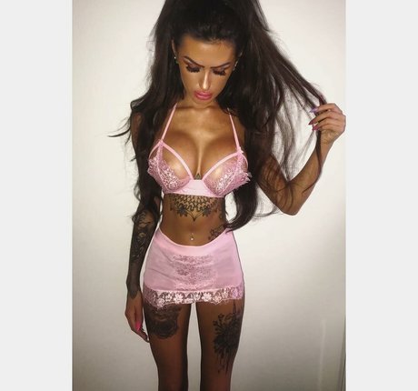 Emma Louisee ヌードモデル 画像