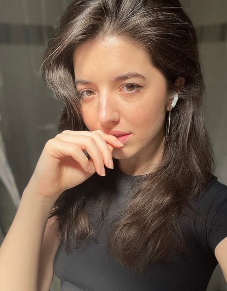 Slight Sounds ポルノモデル 写真