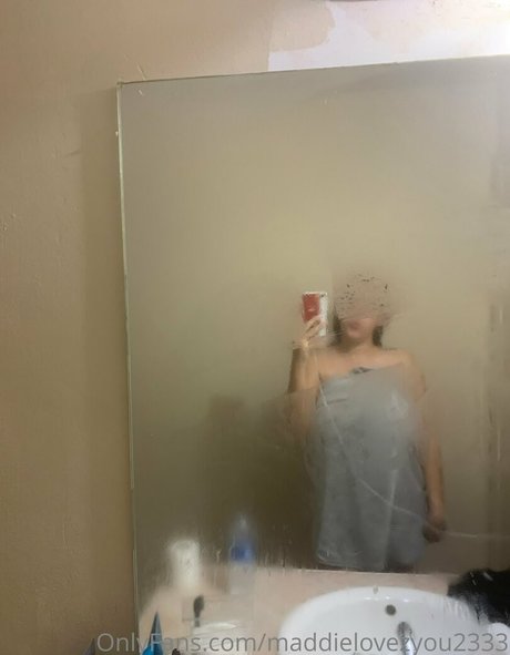 maddiexofree 裸のモデル 写真