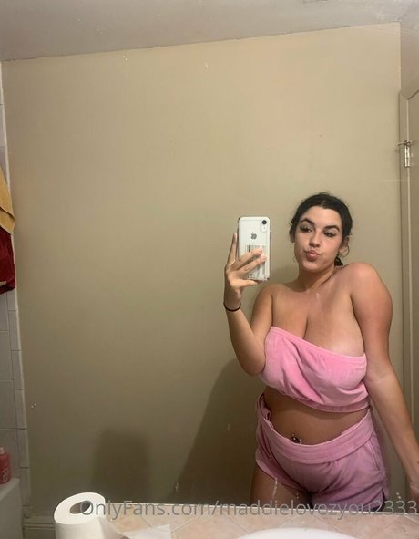 maddiexofree ヌードモデル 写真