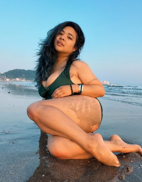 巨乳のオンリーファンズ アートxxx 画像