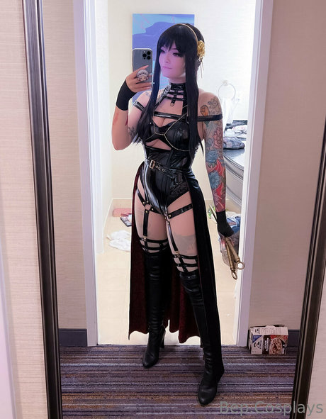 Bepcosplays エロティックなポルノスター ギャラリー