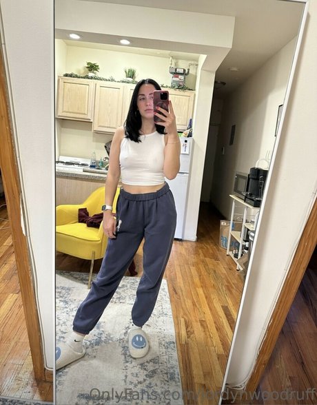 WomenBarstool ポルノスター 無料 画像