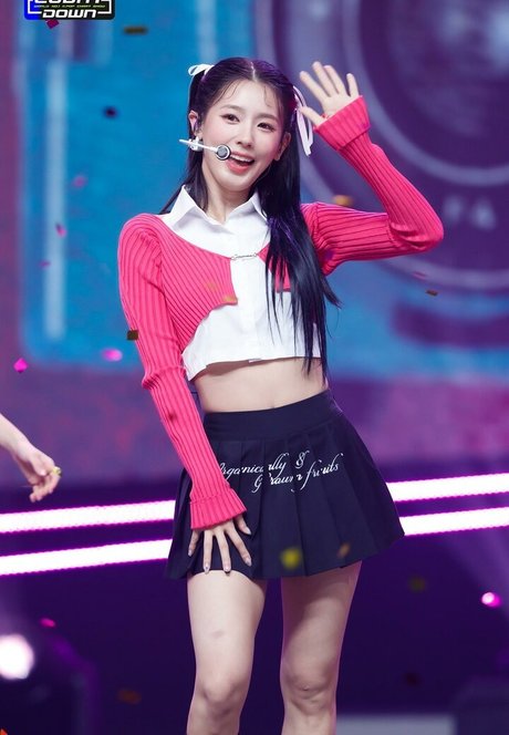 黒檀の猫オンリーファンズ ヌード 写真