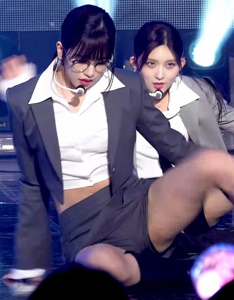 ジンジャートゥインクオンリーファンズ 無料 写真