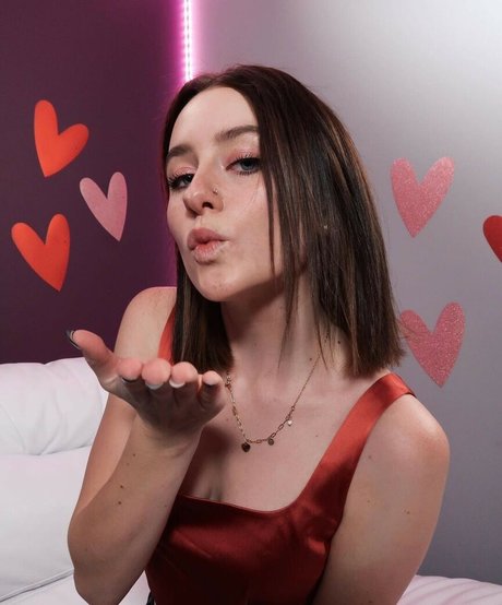 ティーンランジェリーOnlyFans 可愛い 写真