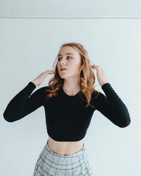 巨乳の黒人女性オンリーファンズ ポルノグラフィック ギャラリー