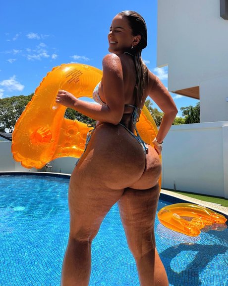 ラバーオンリーファン セックス 写真