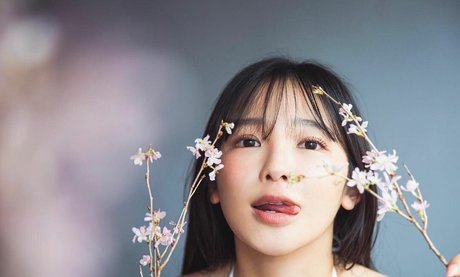 ポニーテールオンリーファンズ ホットヌード 写真