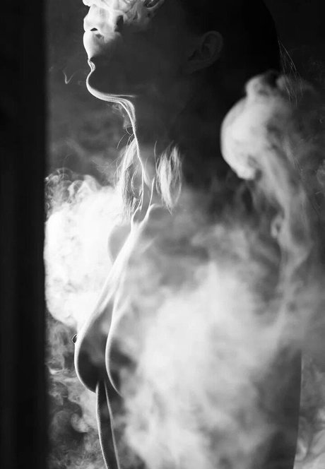 50歳以上のオンリーファンズ 可愛い 写真