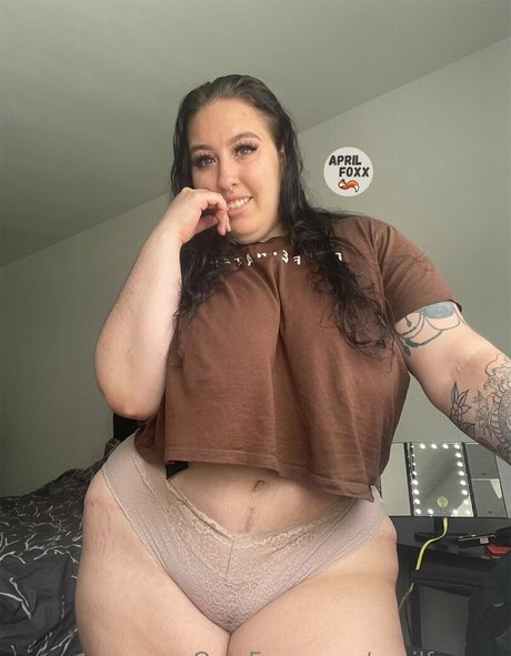 ナチュラルポーグオンリーファン ヌード 写真